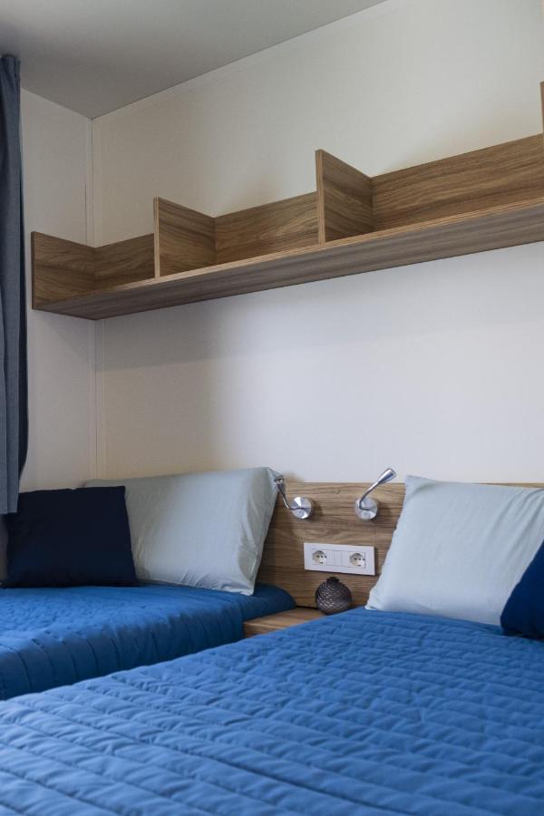 فندق Houseboat Floatart Experience بيشيلي المظهر الخارجي الصورة